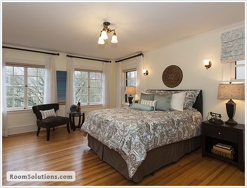 Home staging of guest bedroom by Room Solutions Staging in Portland, OR