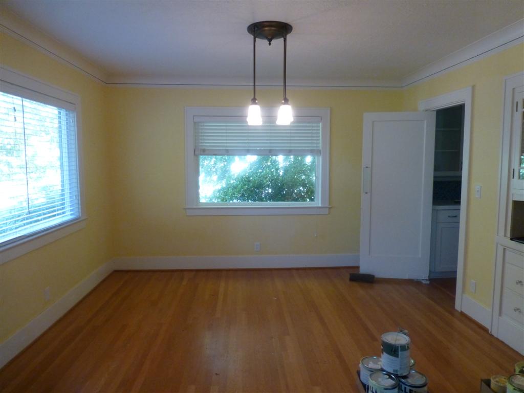 dining room before painting