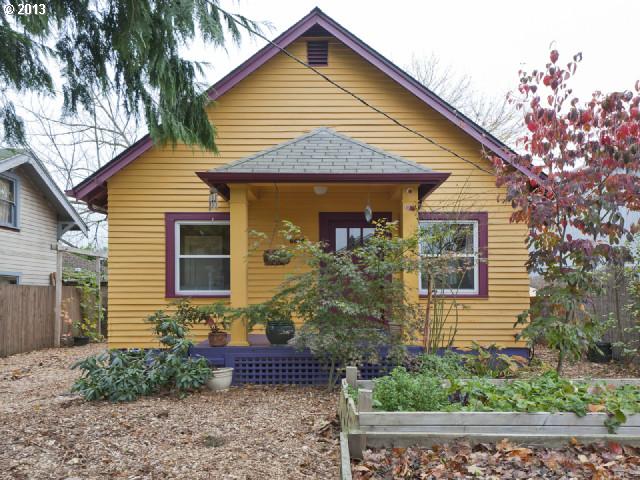 improve curb appeal when selling your home