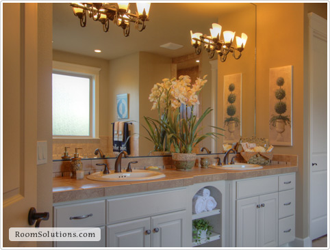 Home staging of bathroom by Room Solutions Staging in Portland, OR
